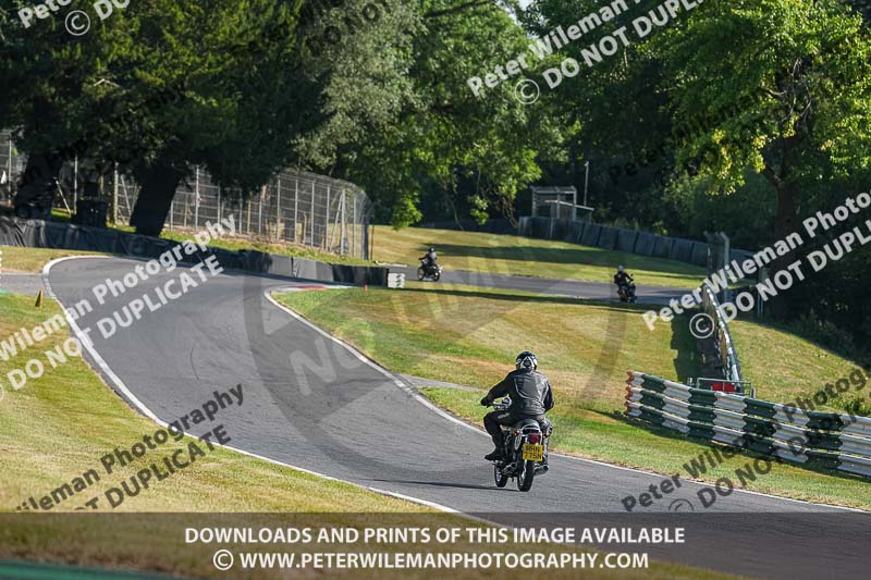 cadwell park;cadwell park photographs;cadwell trackday photographs;enduro digital images;event digital images;eventdigitalimages;peter wileman photography;racing digital images;trackday digital images;trackday photos
